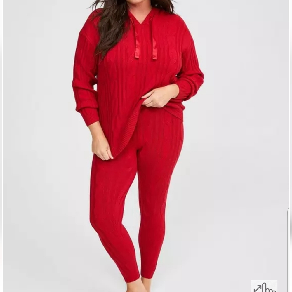 Sz 2 Torrid Red Knit Hoodie and Leggings Set